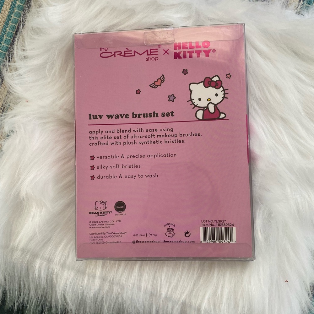 Hello kitty limited edition luv wave brush set new in the box - Picture 2 of 5
